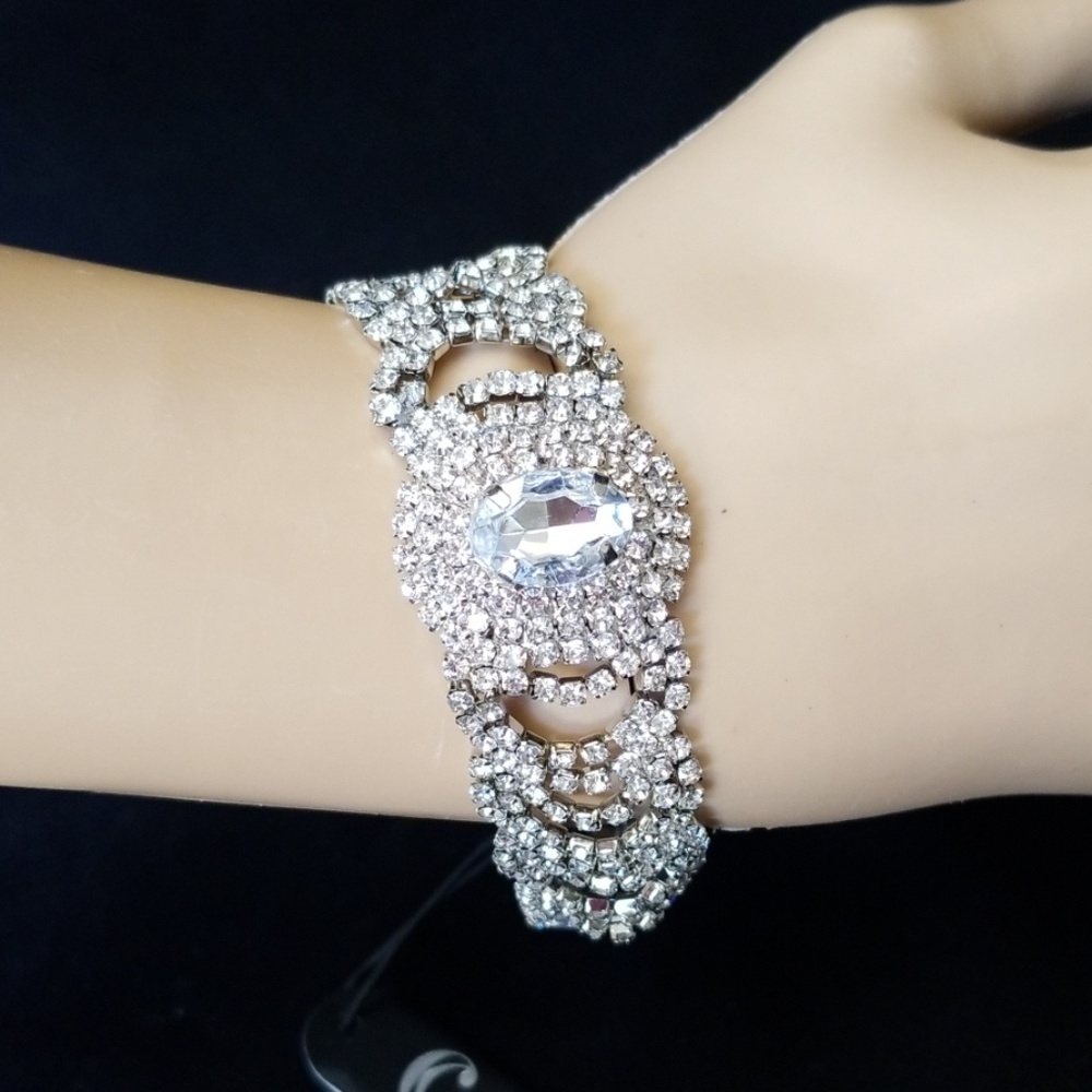Silver Prom Wedding Rhinestones  crystal Bracelet  7" *